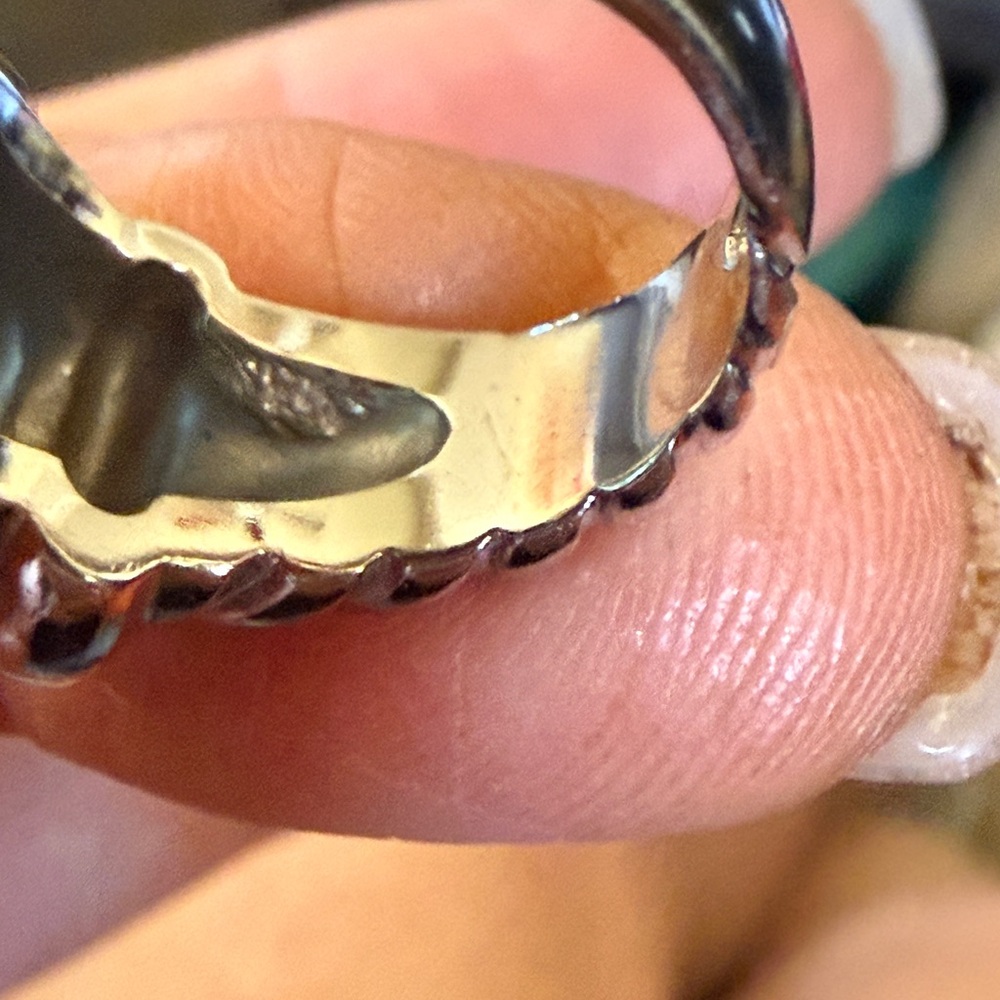 Sterling silver 925 topaz ring, weighs 12.26 grams - Picture 9 of 14